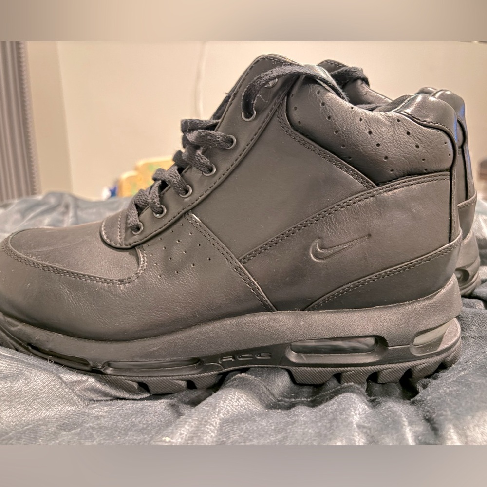 Nike Air Max Goadome Boots
